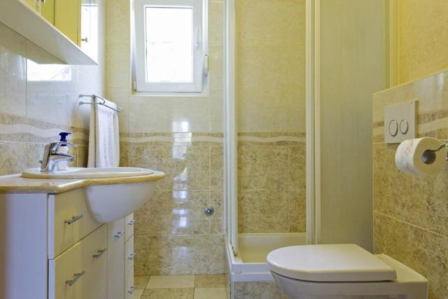 Apartments Nino سيغيت فغانييتْسا الغرفة الصورة