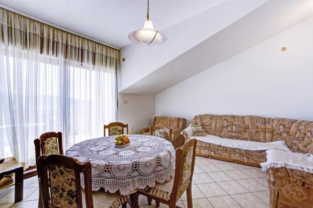 Apartments Nino سيغيت فغانييتْسا الغرفة الصورة