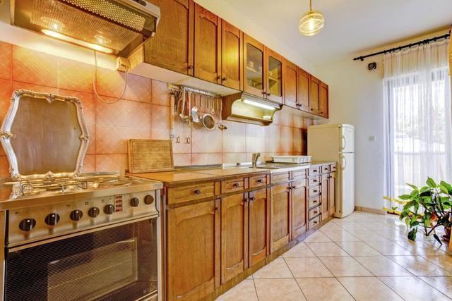 Apartments Nino سيغيت فغانييتْسا الغرفة الصورة