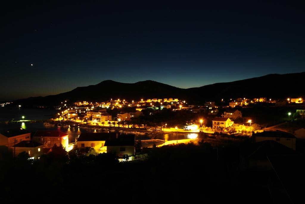 Apartments Nino سيغيت فغانييتْسا الغرفة الصورة